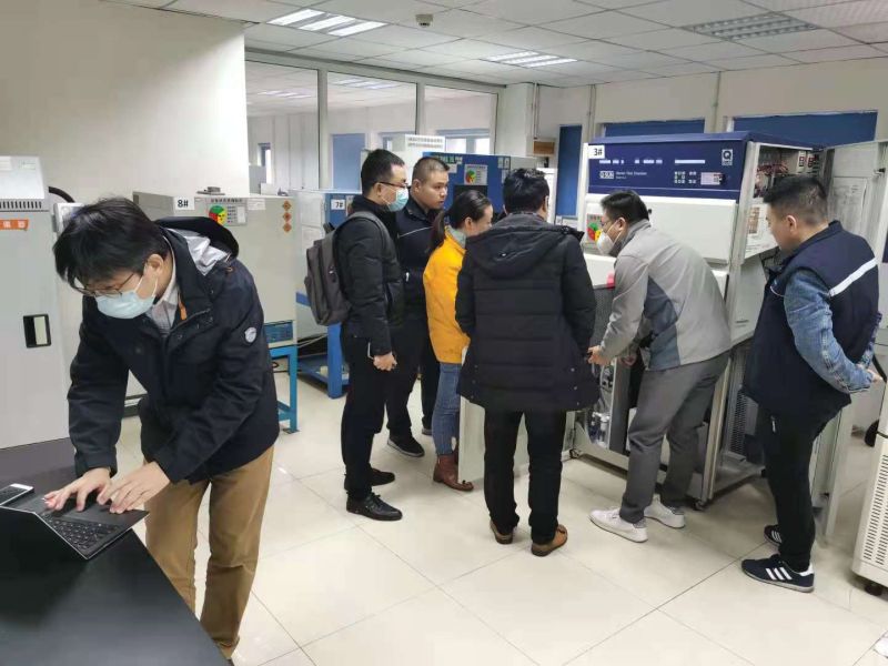 現(xiàn)場技術(shù)培訓(xùn)QUV&Q-SUN3