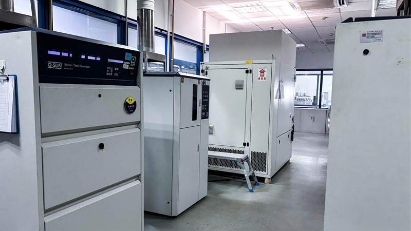 2025年汽車材料耐候老化與光照測試技術(shù)培訓(xùn)實(shí)驗(yàn)室參觀
